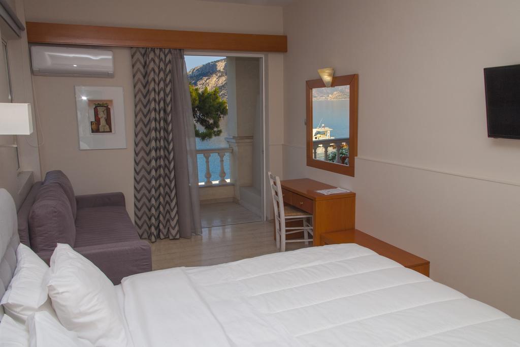 Antikyra Beach Hotel Exterior foto